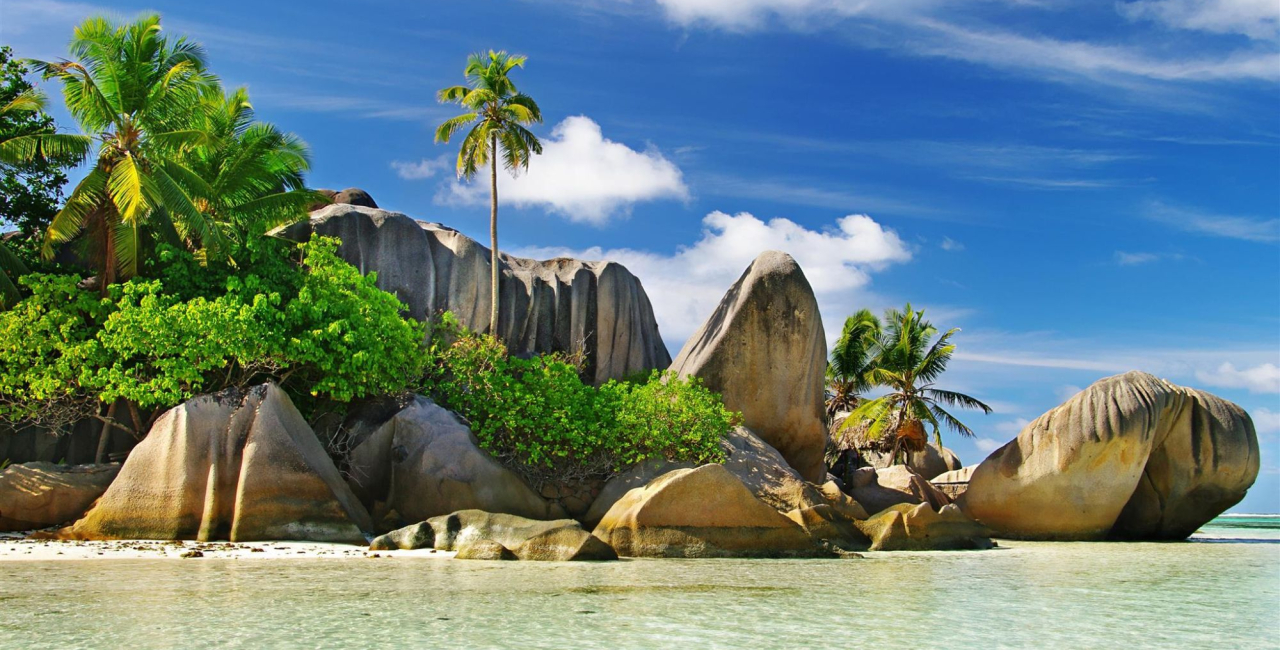 Visiting La Digue Island: A Complete Guide to the Jewel of Seychelles